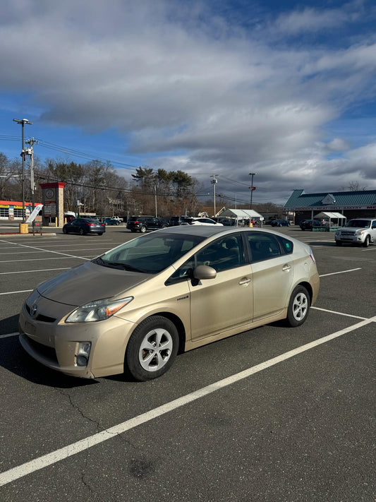 2010 Gold Toyota Prius